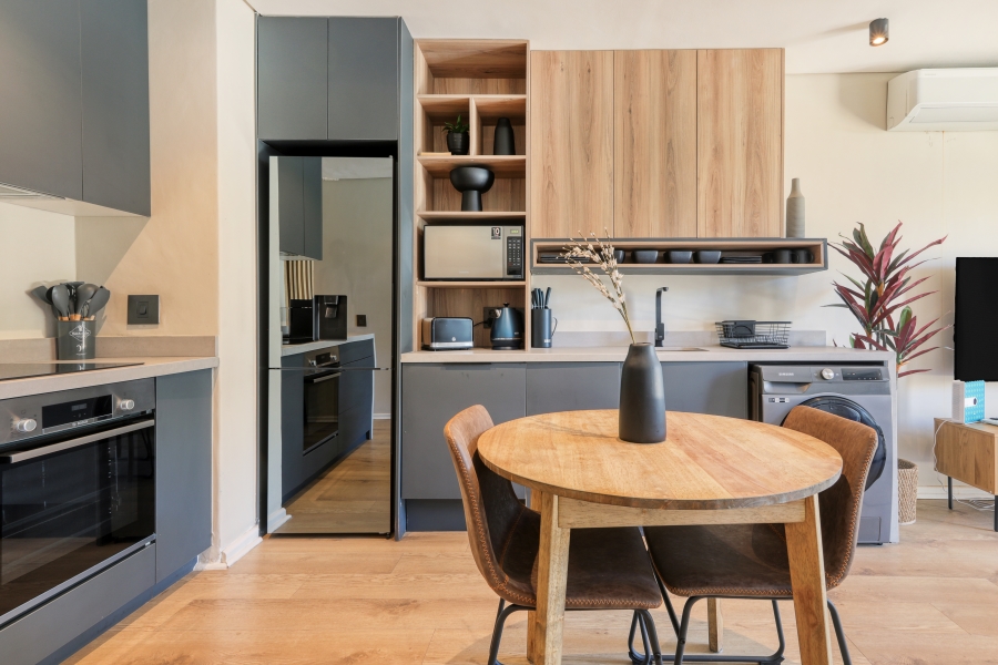 1 Bedroom Property for Sale in Green Point Western Cape